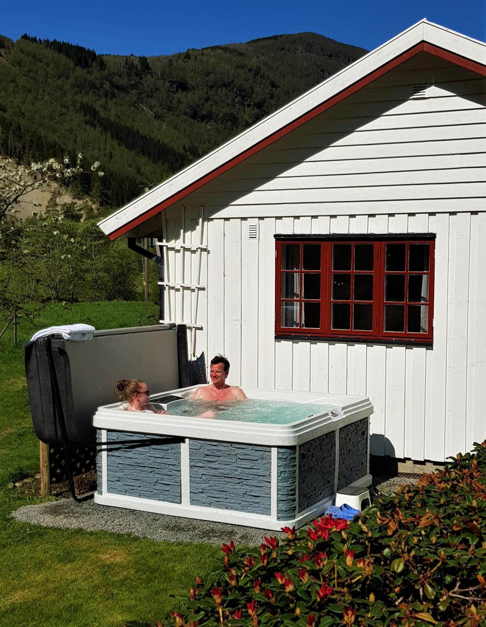 NorddalDalhus - House With Jacuzzi别墅 外观 照片